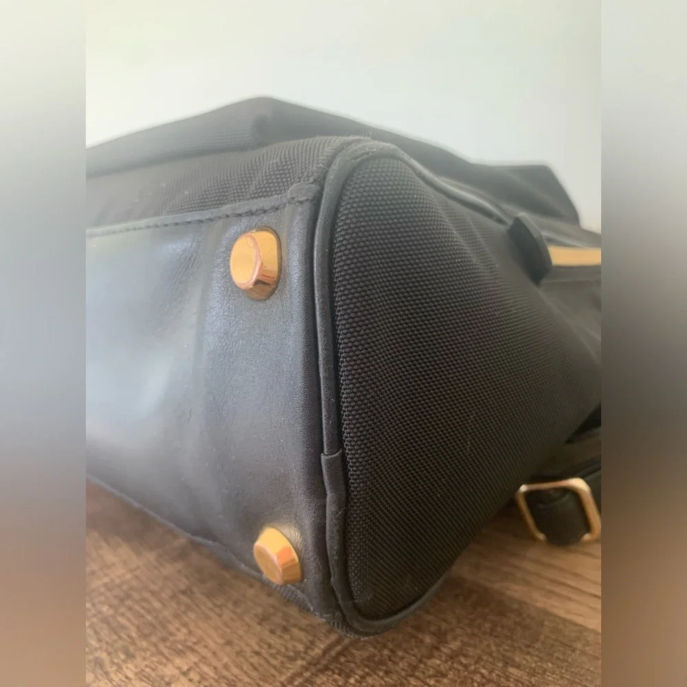 TUMI LARKIN 2-Way Business Briefcase Nylon and Leather Black
